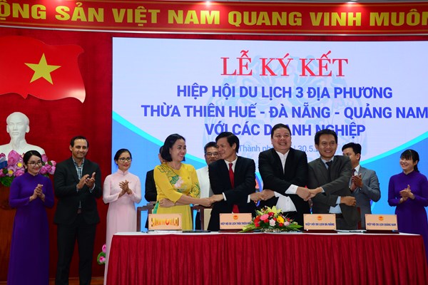 Huế- Đà Nẵng- Quảng Nam “bắt tay” kích cầu du lịch - Anh 3