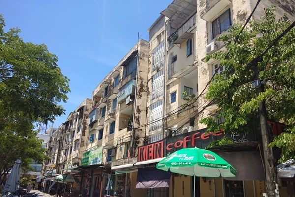 Đối thoại với người dân ở khu chung cư 