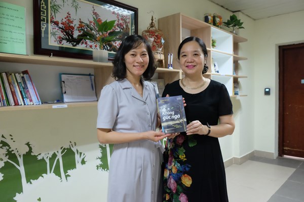 Món quà ý nghĩa cho các bệnh nhi - Anh 2