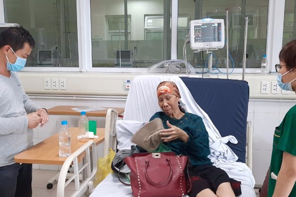 Bệnh nhân Covid-19 nặng: Một được trở về nhà, một đã ngưng sử dụng ECMO - Anh 1