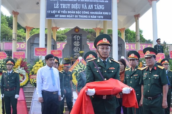 Truy điệu và an táng hài cốt 17 chiến sĩ đặc công hy sinh  50 năm - Anh 1