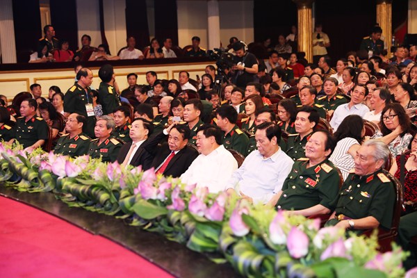Lan tỏa ý nghĩa chương trình nghệ thuật Noi theo gương sáng Bác Hồ - Anh 1