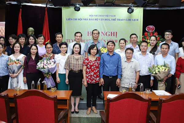 Liên chi hội Nhà báo Bộ VHTTDL: Tạo sức lan tỏa mạnh mẽ từ những điển hình tiên tiến - Anh 8