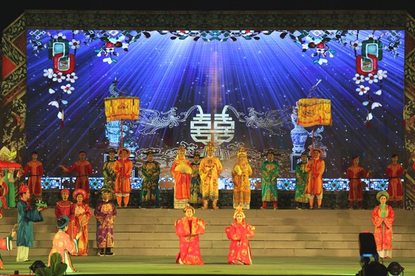 Huế hướng đế​​​​​​​n Festival bốn mùa: Bước đi thận trọng để khả thi hơn - Anh 1