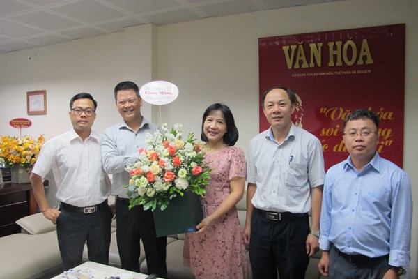 Luôn mong muốn có sự đồng hành đầy trách nhiệm của Báo Văn hoá - Anh 6