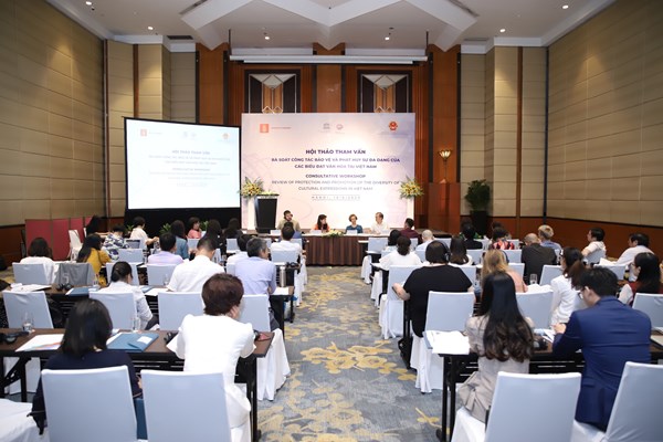 Bảo vệ và phát huy sự đa dạng của các biểu đạt văn hóa tại Việt Nam - Anh 1