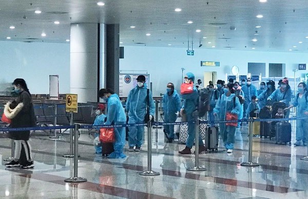 Việt Nam thêm 7 trường hợp mắc mới Covid-19 nhập cảnh từ nước ngoài - Anh 1