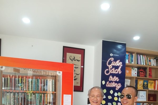 Mô hình đọc và tặng sách miễn phí: Mọi thứ chẳng dễ dàng... - Anh 1