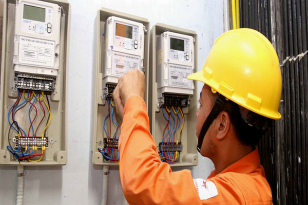 Người dân lại 