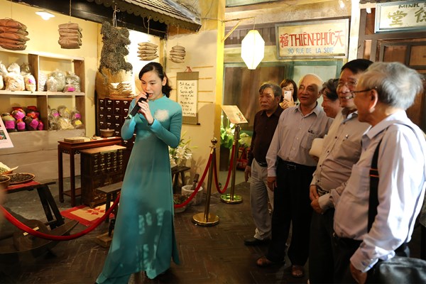 Trải nghiệm độc đáo Tết Đoan Ngọ giữa Thủ đô - Anh 3