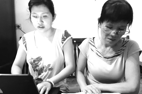 Ấn tượng từ những bức ảnh tham gia cuộc thi “Gia đình đọc sách - Gắn kết yêu thương” - Anh 3