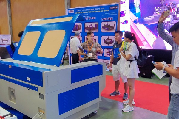Triển lãm Quốc tế Thiết bị và Công nghệ Quảng cáo Việt Nam 2020 - Anh 3