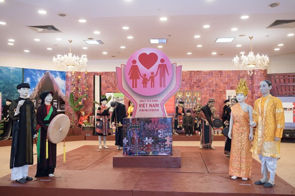 Tưng bừng Ngày hội Gia đình Việt Nam - Anh 4