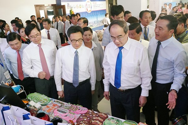 Liên kết phát triển du lịch Đông Nam Bộ: Người dân phải ở vị trí trung tâm - Anh 2
