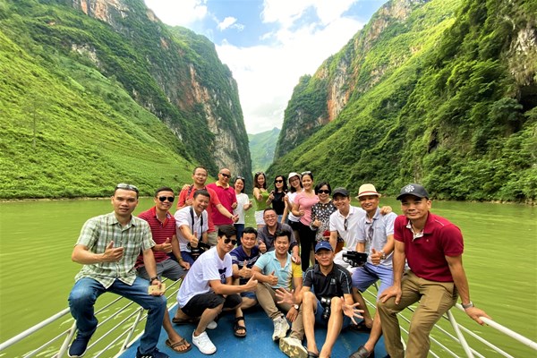 Bắt tay đưa du lịch Hà Giang hồi phục sau dịch Covid-19 - Anh 5