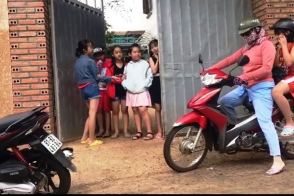 Tình trạng dạy thêm, học thêm ở phố núi: Không biết hay buông lỏng quản lý? - Anh 2