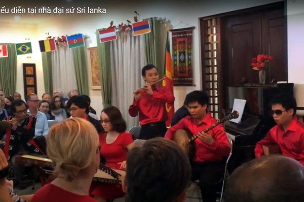 Nâng cánh âm nhạc dân tộc qua những “Thanh âm hy vọng” - Anh 1