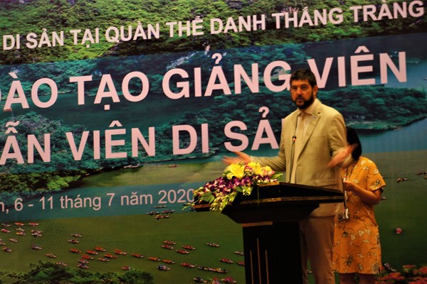 Nâng cao chất lượng nguồn nhân lực du lịch bền vững - Anh 2