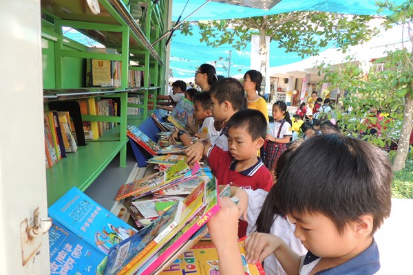 Sễ đưa tiết đọc sách vào thời khóa biểu chính khóa: Muộn nhưng vẫn còn hơn không - Anh 1