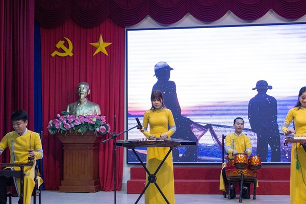Đánh thức tình yêu âm nhạc dân tộc trong giới trẻ - Anh 1