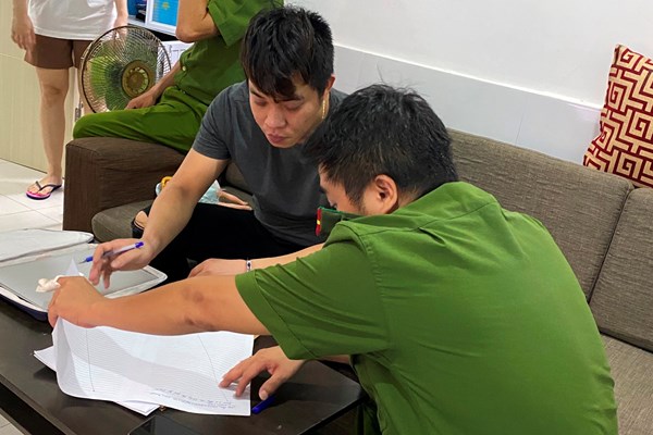 Đà Nẵng: Triệt phá đường dây cá độ bóng đá hàng chục triệu đô - Anh 1