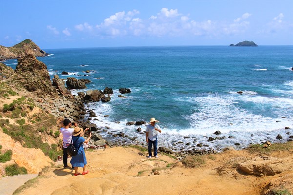 Nước Việt tôi yêu- Hành trình đi dọc đất nước - Anh 2