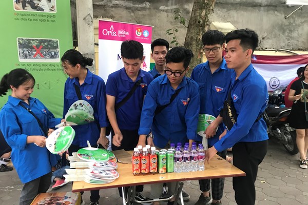 Ngày thi đầu tiên vào lớp 10 tại Hà Nội:  469 thí sinh không đến phòng thi - Anh 2