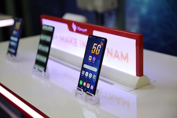 11 phút trực tiếp trong chương trình hàng đầu kinh tế trên CNN, Vingroup đã gây ấn tượng gì với thế giới? - Anh 3