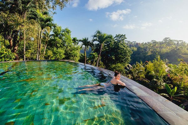 Hậu Covid-19, Bali dự định mở cửa du lịch quốc tế vào tháng 9 năm nay - Anh 3