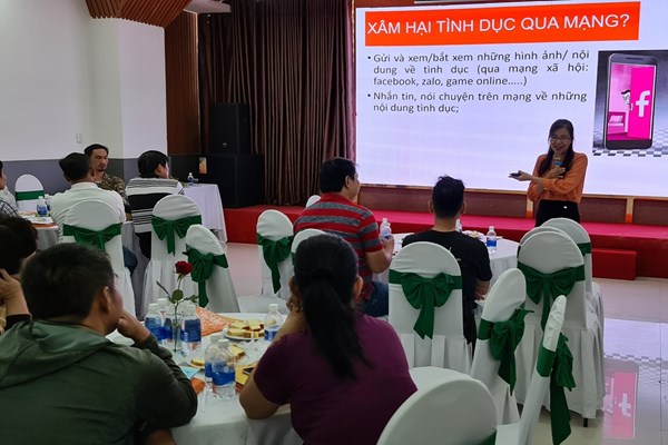 Đà Nẵng: Tăng cường bảo vệ trẻ em qua môi trường mạng - Anh 1