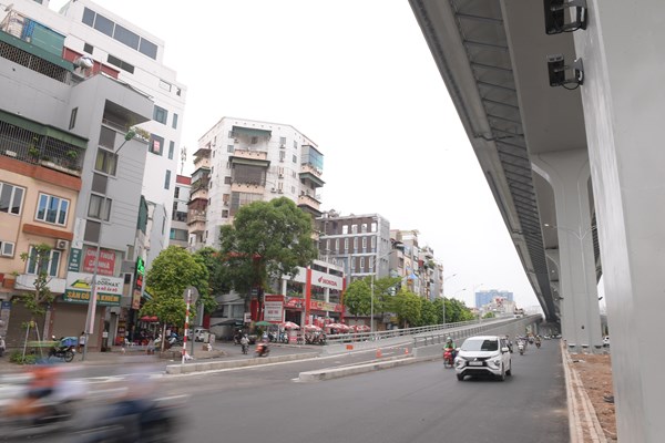 Điểm đen ùn tắc, bụi bẩn nhất Hà Nội sắp được “thông thoáng” - Anh 2