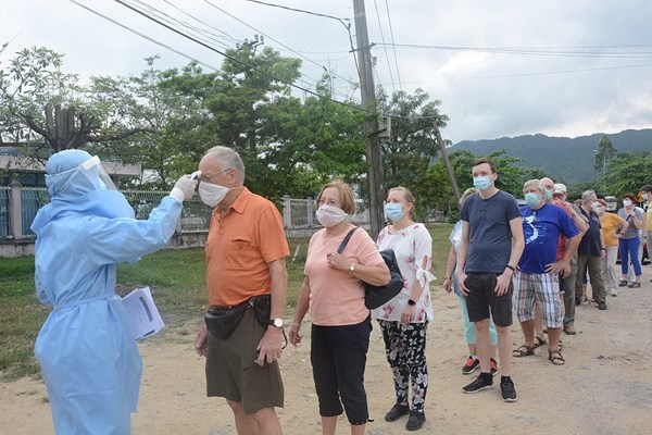 Đà Nẵng:  Rà soát toàn bộ đối tượng người nước ngoài đang lưu trú trên địa bàn thành phố - Anh 1