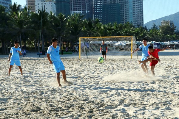 Giải bóng đá, bóng chuyền bãi biển thành phố Đà Nẵng năm 2020 - Anh 1