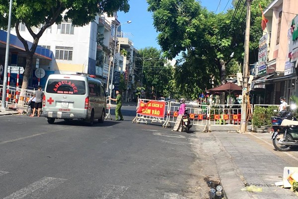 Đà Nẵng tăng cường các biện pháp cách ly, khoanh vùng, truy vết người tiếp xúc gần với bệnh nhân - Anh 1