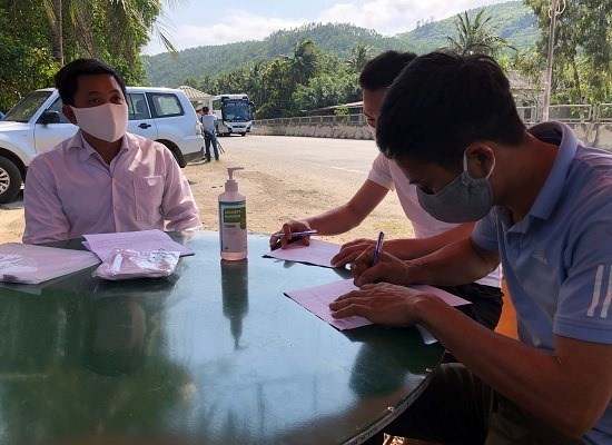 Quảng Ngãi: Lập 16 chốt kiểm soát dịch Covid-19 trên khu vực biên giới biển - Anh 2
