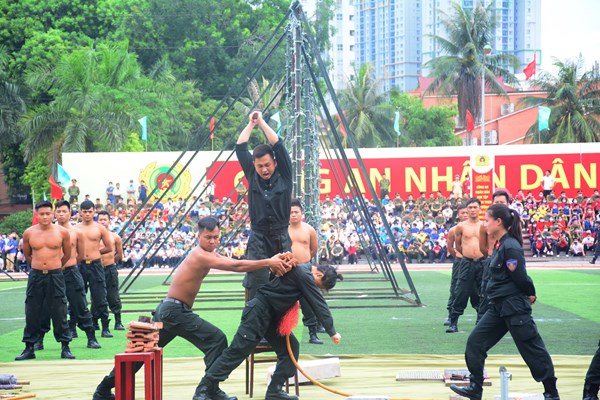 Bộ trưởng Nguyễn Ngọc Thiện: Công tác TDTT trong lực lượng CAND là một bộ phận quan trọng trong sự nghiệp TDTT - Anh 2