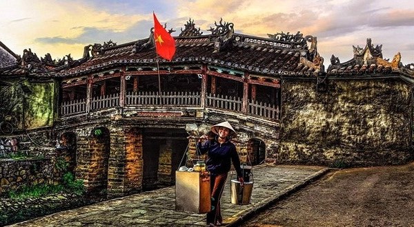 Đạo diễn Hoàng Nhật Nam kêu gọi các nghệ sĩ tổ chức show livestream hướng về quê hương Quảng Nam- Đà Nẵng - Anh 3