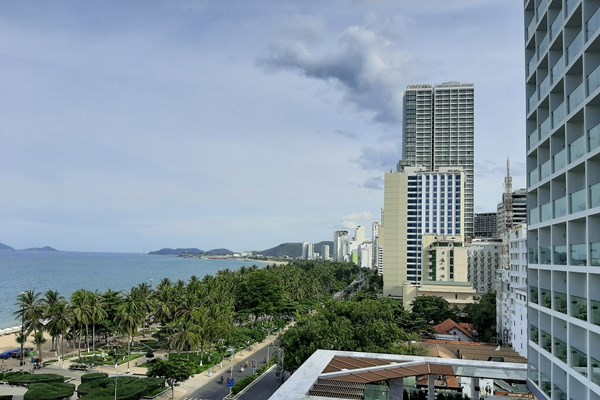 “Gồng mình” vì dịch - Anh 1