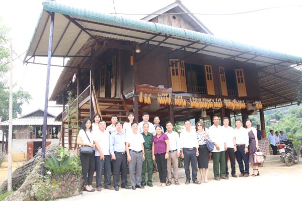 Kiểm tra thực hiện Phong tràoTDĐKXDĐSVH tại Thái Nguyên, Hòa Bình: Cần sớm có giải pháp tháo gỡ vướng mắc - Anh 2