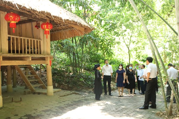 Kiểm tra thực hiện Phong tràoTDĐKXDĐSVH tại Thái Nguyên, Hòa Bình: Cần sớm có giải pháp tháo gỡ vướng mắc - Anh 1
