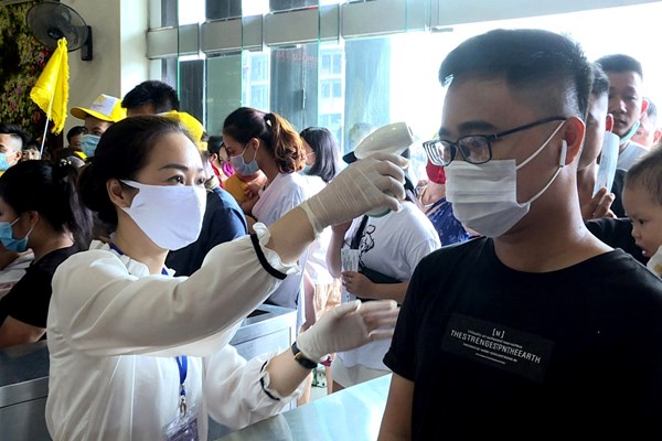 Doanh nghiệp du lịch trong làn sóng dịch Covid-19: Cùng nhau “vượt bão” - Anh 1