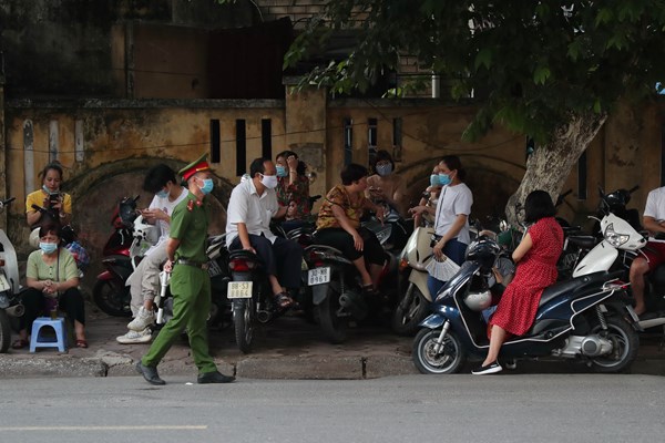 Sáng nay, hơn 860.000 thí sinh dự thi môn Ngữ văn, kỳ thi tốt nghiệp THPT - Anh 12