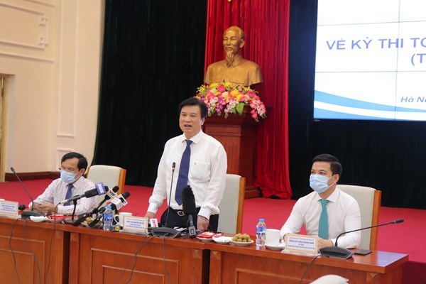 38 thí sinh bị đình chỉ, 18 cán bộ coi thi bị xem xét kỷ luật, nhiều thí sinh phải thi lại - Anh 2