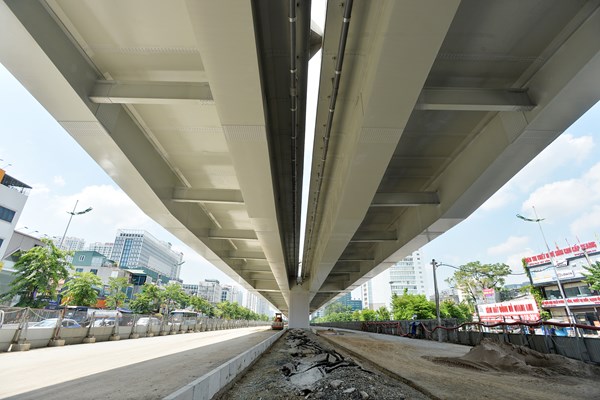 Ngắm nhìn cầu cạn vành đai 3 Mai Dịch - Nam Thăng Long dần hoàn thiện - Anh 11