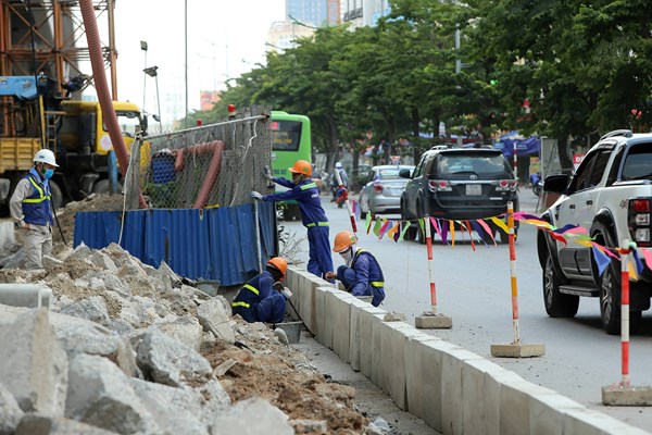Ngắm nhìn cầu cạn vành đai 3 Mai Dịch - Nam Thăng Long dần hoàn thiện - Anh 7