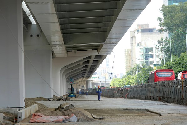 Ngắm nhìn cầu cạn vành đai 3 Mai Dịch - Nam Thăng Long dần hoàn thiện - Anh 9
