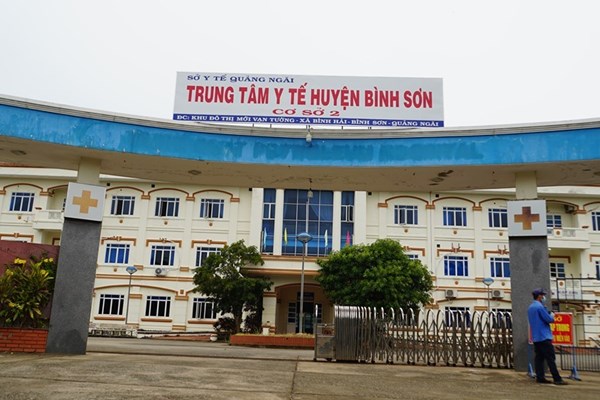 Quảng Ngãi đưa vào vận hành bệnh viện dã chiến chuyên điều trị Covid-19 - Anh 1