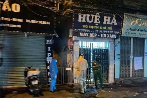 Hà Nội ghi nhận trường hợp F1 của BN962 dương tính với SARS-CoV-2 - Anh 1