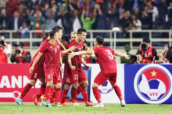 Thầy Park ưu tiên nhiệm vụ tại vòng loại World Cup 2022 - Anh 2