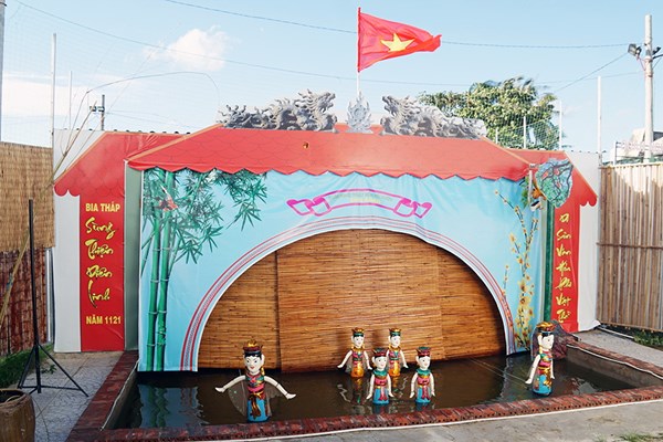 “Hồi sinh” nghệ thuật múa rối nước ở Bến Tre - Anh 1